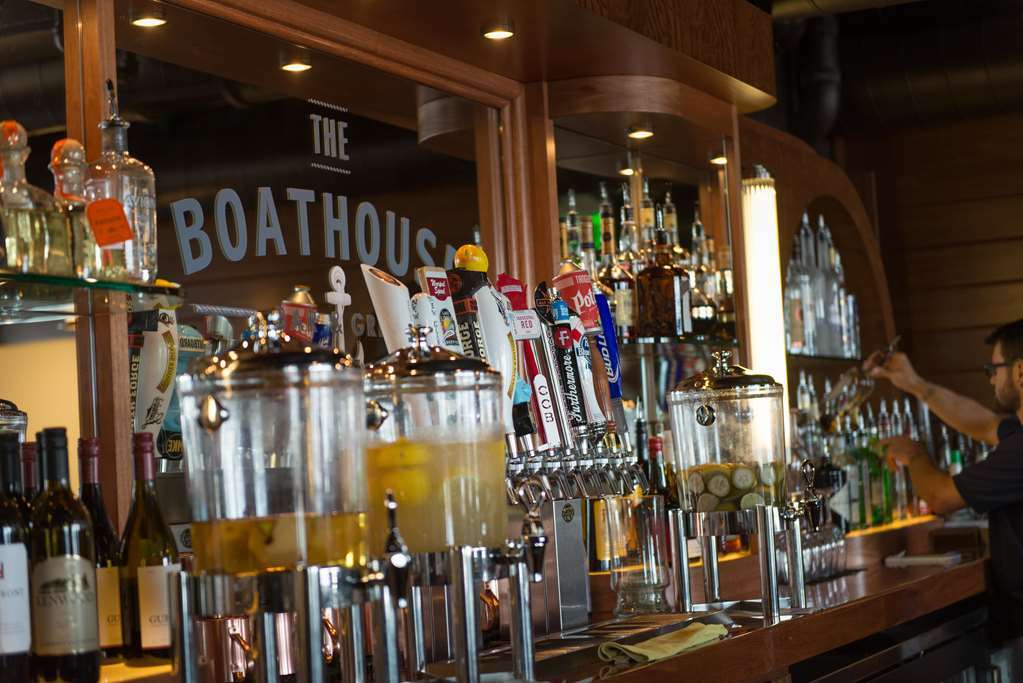 The Edgewater Hotell Madison Restaurant bilde